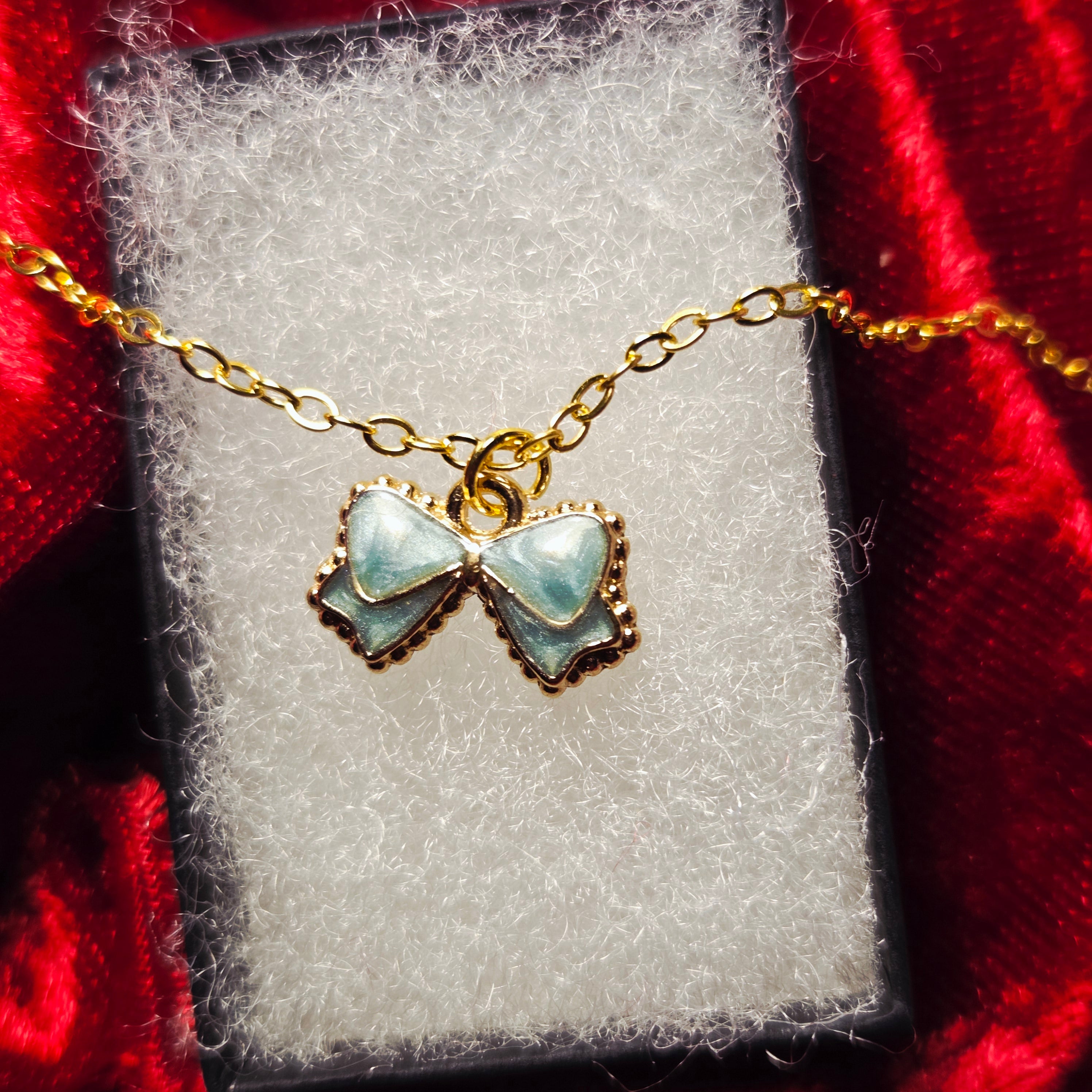 Create your own necklace